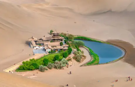 dunhuang-singing-sand-dunes - China Xian Tour: Private & Tailor-Made China Tours Travl to Dunhuang desert