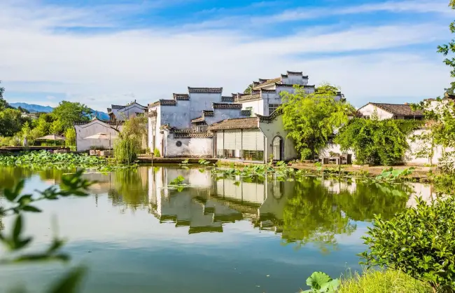 Huangshan Chengkan Village - China Xian Tour: Private & Tailor-Made China Tours Huangshan Chengkan Village